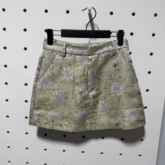 En Saison Floral Skort in Light Green and Lavender - Picture 1 of 3